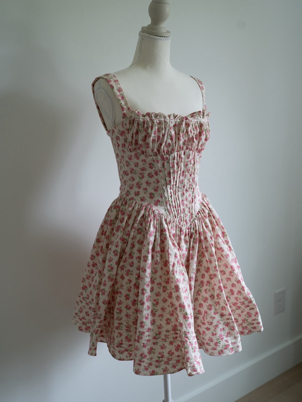 House of Cb Natassia White Rosebud Print Cotton Mini Dress - Picture 3 of 11